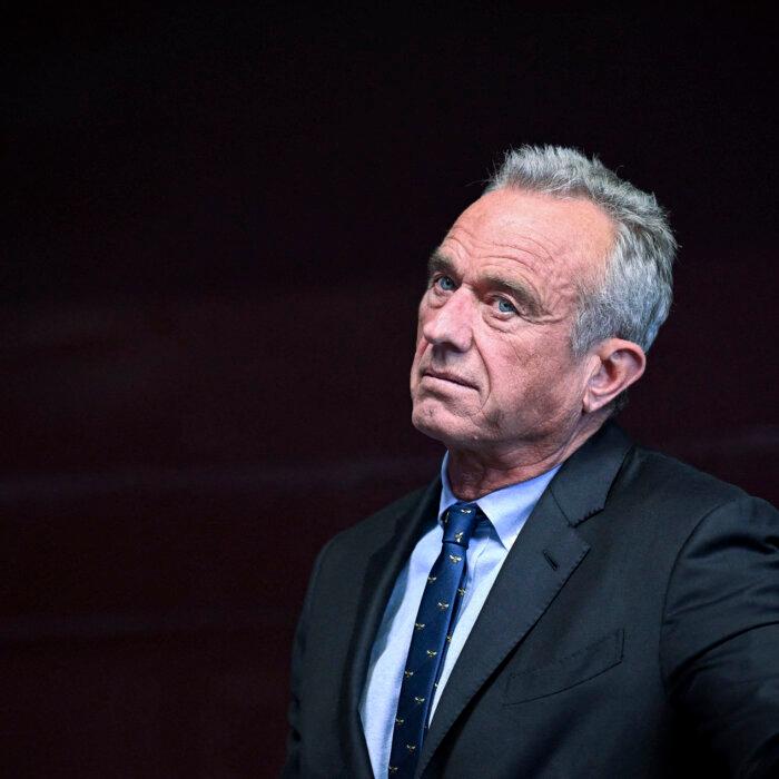 RFK Jr. Ballot Access Consultant Is Arrested on Assault Charges in New York