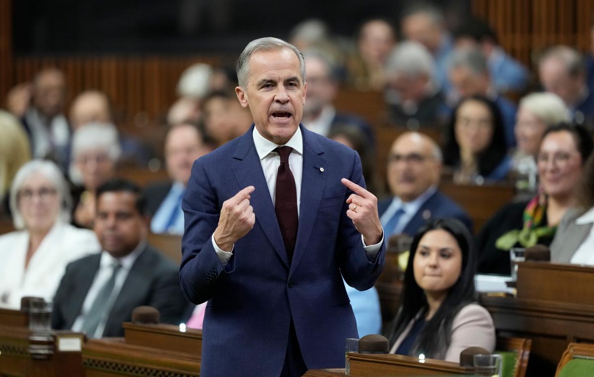 Carney, Poilievre Clash on Economy and Fuel Prices in First Joust of Liberal Majority Government
