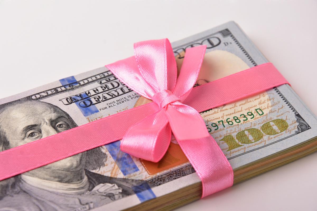 How to Use Qualified Charitable Distributions Like a Tax Pro