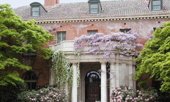 Celebrating Mother’s Day at a Famous California Estate