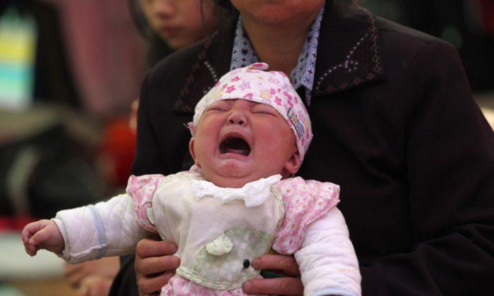 Poor Chinese Woman Arrested for Selling 3 of her Babies 