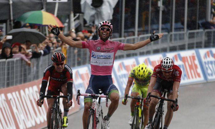 Matthews Wins Stage, Keeps Pink After Crash Thins Field in Giro d'Italia