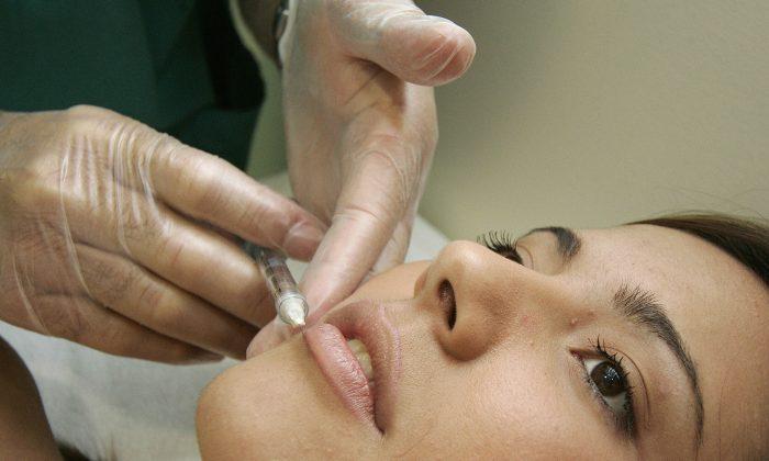 Medical Experts Call for Greater Regulation in Cosmetic Surgery