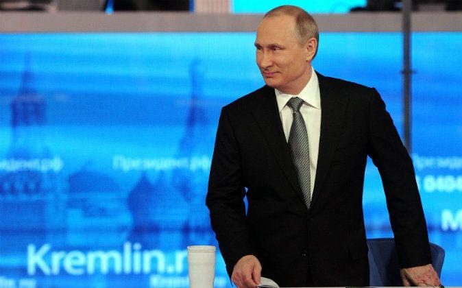 Putin Praises Obama, Talks Hillary Clinton, and Whether He Will Remarry on Call-In TV Show
