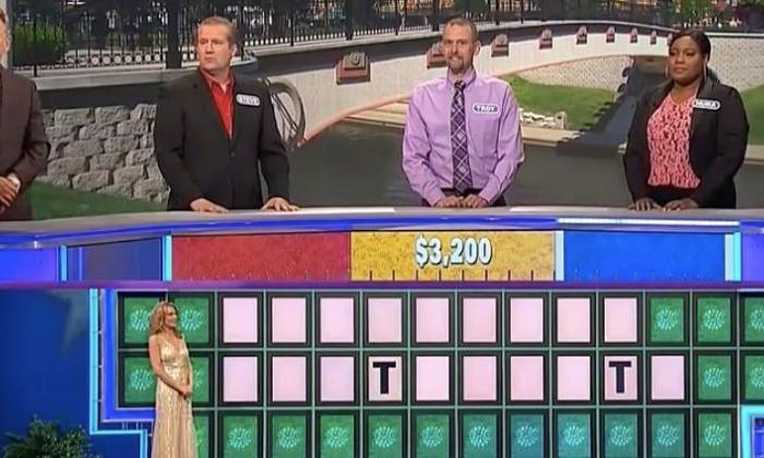 ‘Wheel of Fortune’ Guest Baffles Host, Audience With Letter Choices