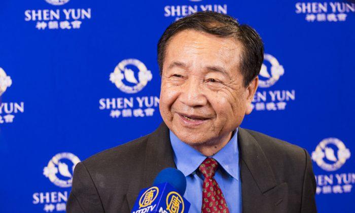 Calligrapher Says He Has Greater Wisdom After Seeing Shen Yun