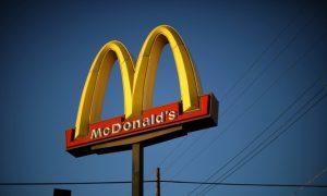 California Fast-Food Chains Brace for Minimum Wage Hike Starting April 1