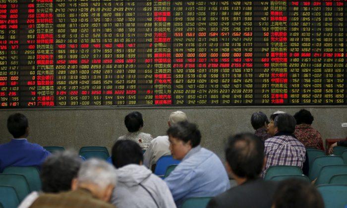 China Investors Dump Stocks Over Write-Down Fears