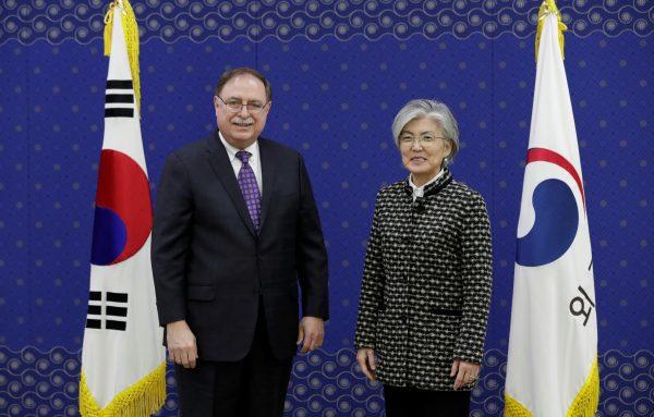 Timothy Betts (L), acting deputy assistant secretary and senior advisor for security negotiations and agreements in the U.S. Department of State and South Korean Foreign Minister Kang Kyung-wha before their meeting at Foreign Ministry in Seoul, South Korea, on Feb. 10, 2019. (Lee Jin-man/Pool via Reuters)
