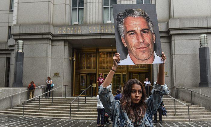 Jeffrey Epstein’s Ties to Clinton, and His Questionable Source of Wealth