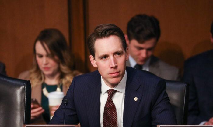 Hawley Becomes First Senator Committed to Challenging Electoral College Results