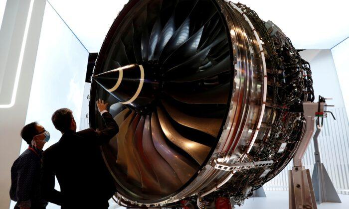Britain’s Rolls-Royce to Axe 9,000 Jobs in Air Travel Slump