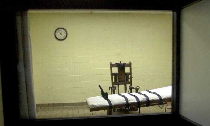 New DOJ Rule Opens Door to Executions by Electrocution, Firing Squad, Poison Gas