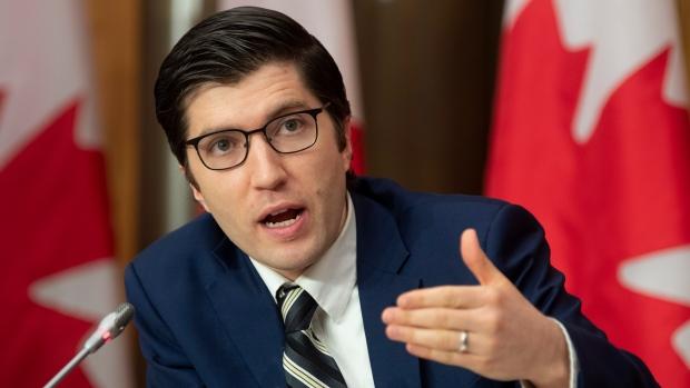 Ban Inside Contracting by Federal Employees, Parliamentary Committee Tells Ottawa