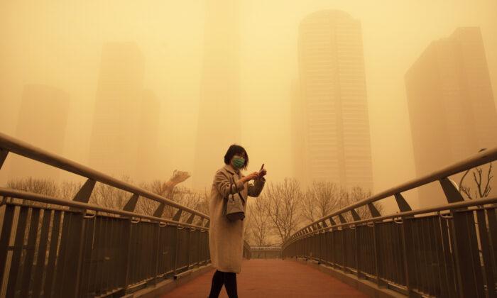 Flights Canceled During China’s Worst Sandstorm in a Decade