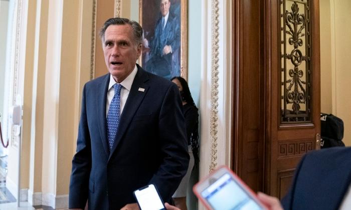 Utah GOP Votes Against Censure of Romney Over Impeachment Votes