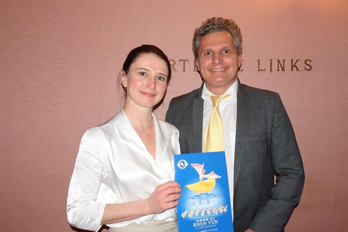 Shen Yun Portrays Divine Aspect of Chinese Culture, Doctor of Chinese Medicine Says