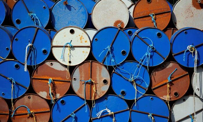 Oil Could Surge to $185 a Barrel If EU Bans Russian Crude: JPMorgan