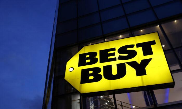 Best Buy Sales Rebound Forecast Lifts Shares After Tough Holiday Season