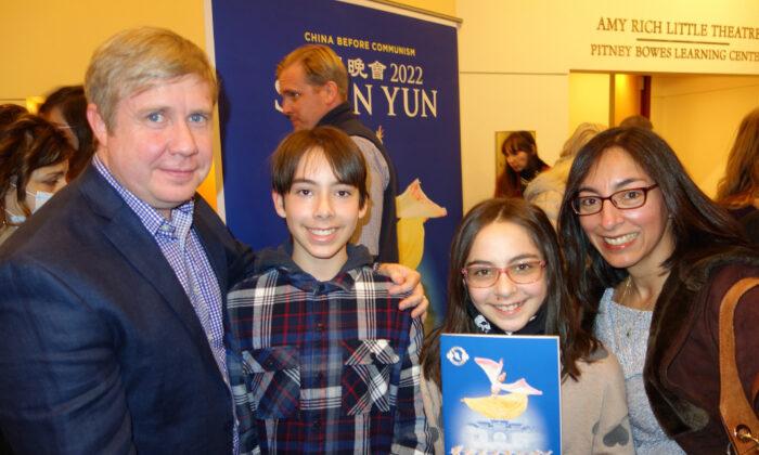 Shen Yun Amazes Stamford Audience With Its Authentic Presentation of China’s Long and Illustrious History