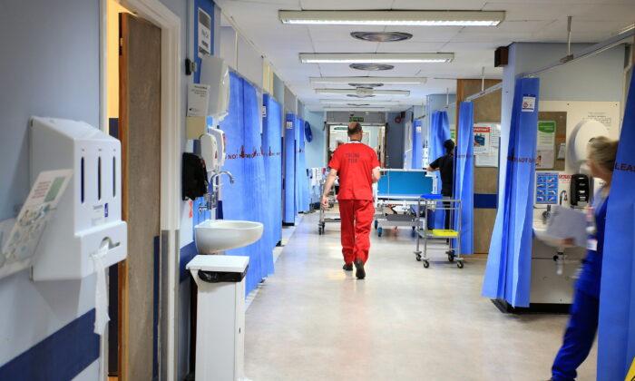76 Percent of NHS Staff Have Experienced Mental Health Issues: Poll