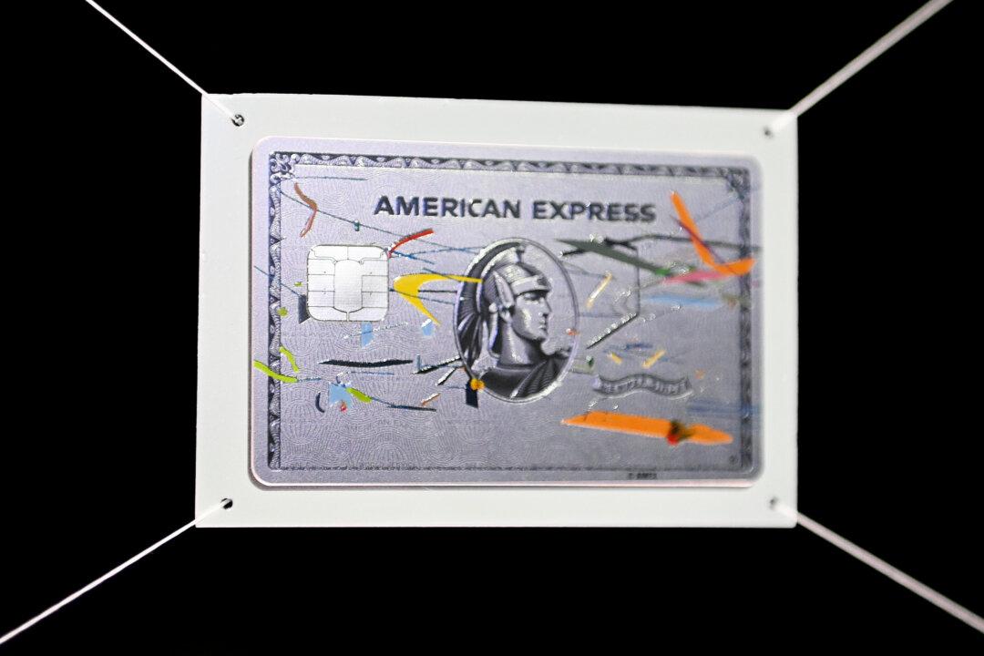 American Express Enhances Platinum Card; Fee Rises to $895