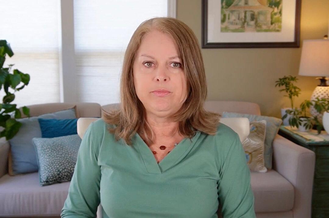 Defamation Case by Ontario Teacher Who Questioned Age-Appropriateness of Library Books to Advance
