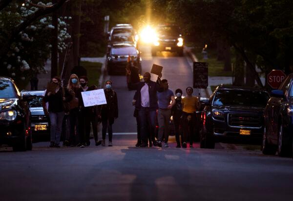 Pro-abortion protesters outside the home of U.S. Associate Supreme Court Justice Brett Kavanaugh in Chevy Chase, Md., on May 11, 2022. (Kevin Dietsch/Getty Images)