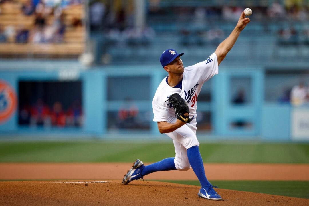 Dodgers’ Take Down Mets With 3 Homers, Anderson Pitches Shutout