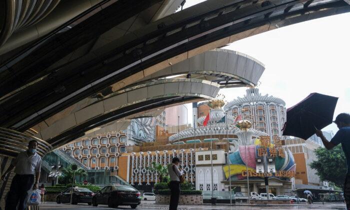 Macao to Extend City Lockdown, Casino Closure Until Friday