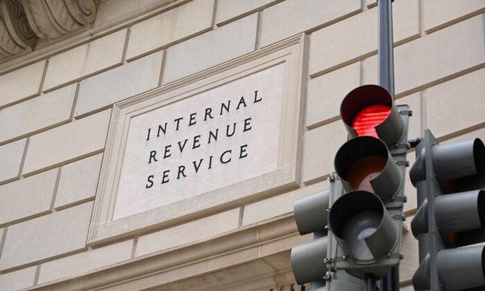 IRS Changes Definition of ‘SUV,’ Making More Vehicles Eligible for Tax Credits