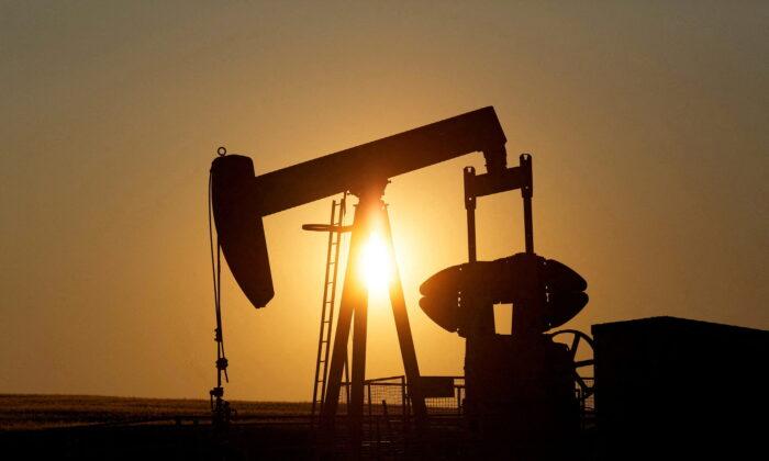 Canada Could Displace Half of Russia’s Gas, Oil Exports: Report