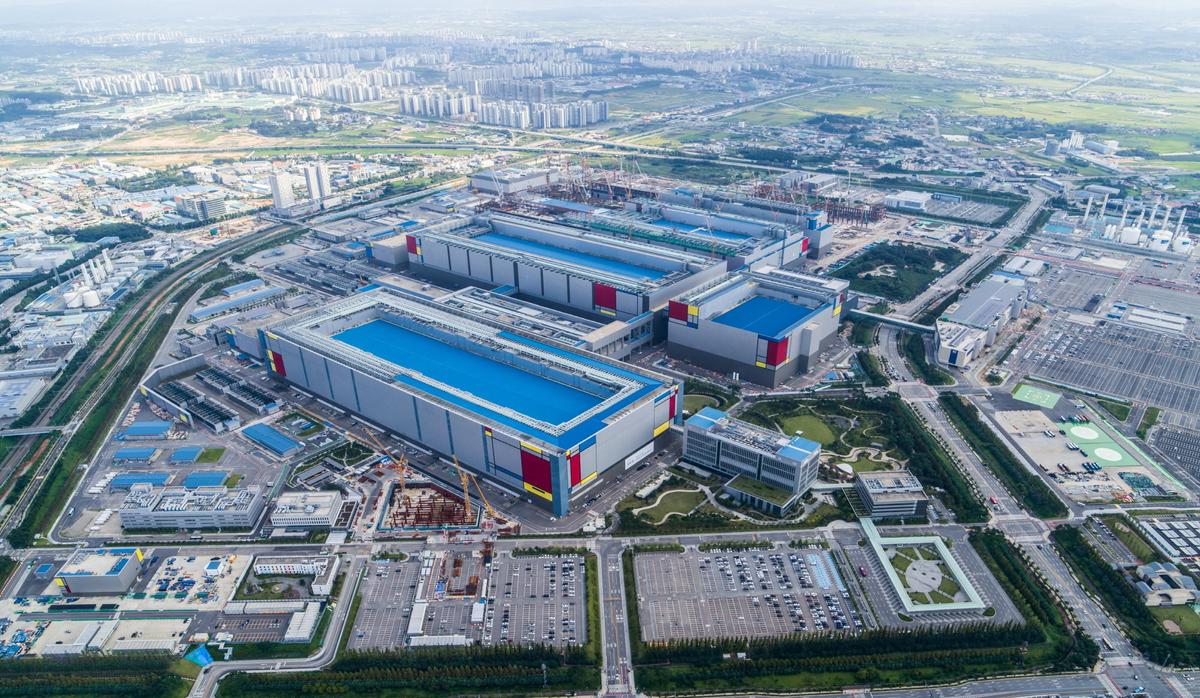 A view shows Samsung Electronics' chip production plant at Pyeongtaek, South Korea, in this handout picture obtained by Reuters on Sept. 7, 2022. (Samsung Electronics/Handout via Reuters)