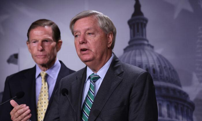 Graham–Blumenthal Resolution Calls for US Strikes on Iran If Its Partners Expand Israel–Hamas Conflict