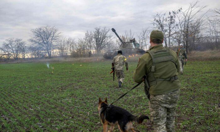 Ukrainian Forces Advance Into Kherson Following Russian Military Withdrawal
