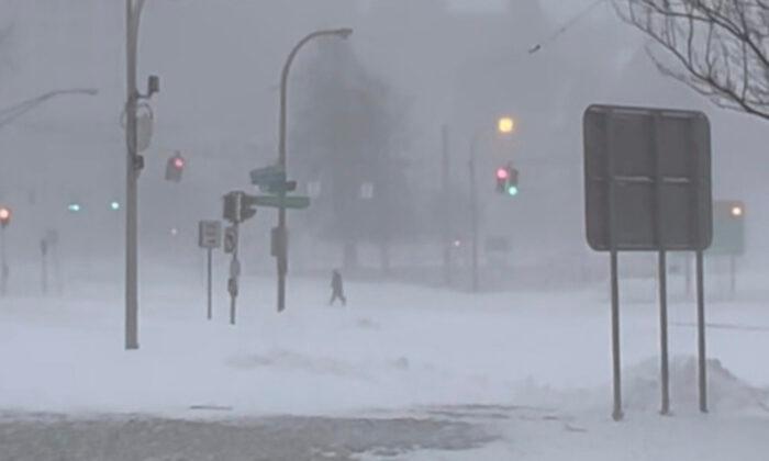 17 Dead in Buffalo Amid ‘Historic Blizzard,’ More Deaths Expected: Officials