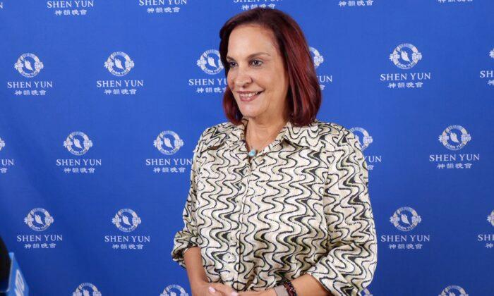 Shen Yun Shows the ‘Golden Age’ We Are Waiting For, Says Theater Director