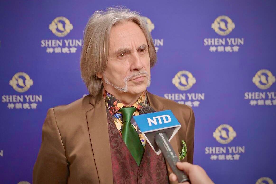 Renowned Tenor Congratulates Shen Yun For Having Such Wonderful Artists