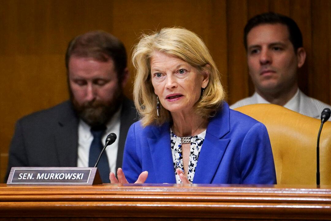 Murkowski, Nordic Diplomats Bristle at Trump’s Talk of Obtaining Greenland