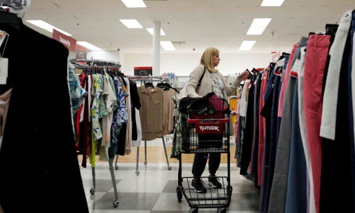 Retail Sales Rose 0.3 Percent in May Despite Pressure From Higher Inflation and Interest Rates