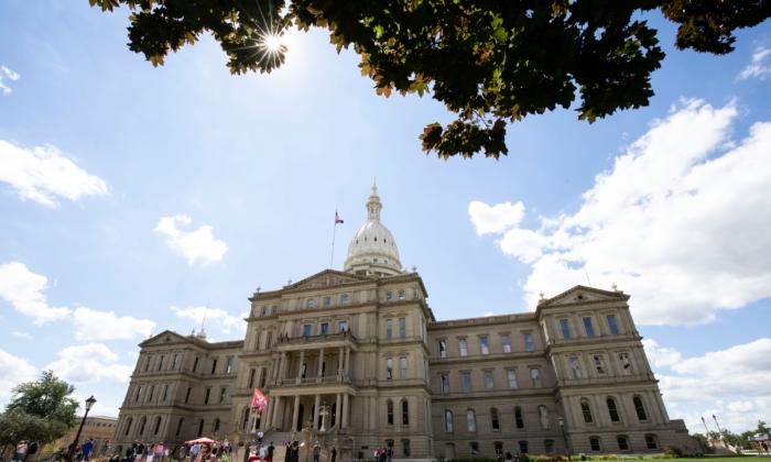 Michigan Lawmakers Approve Ban on ‘Conversion Therapy’ for Minors