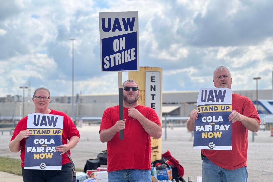 UAW Rejects Stellantis’s New Offer: ‘Our Demands Are Just’