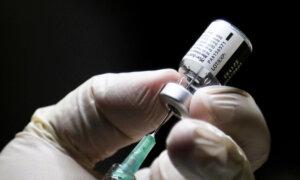 Nearly 1 in 3 COVID-19 Vaccine Recipients Suffered Neurological Side Effects: Study