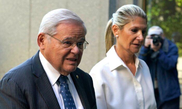 New Jersey Senator’s Wife Pleads Not Guilty in Bribery Case