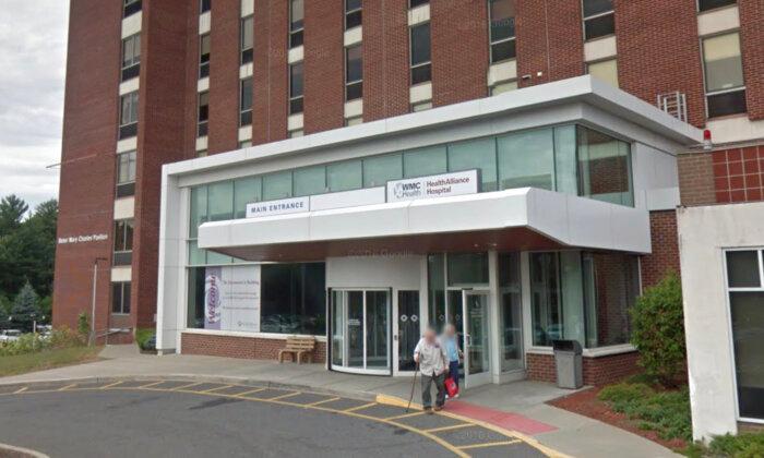 2 New York Hospitals Resume Admitting Emergency Patients After Cyberattack