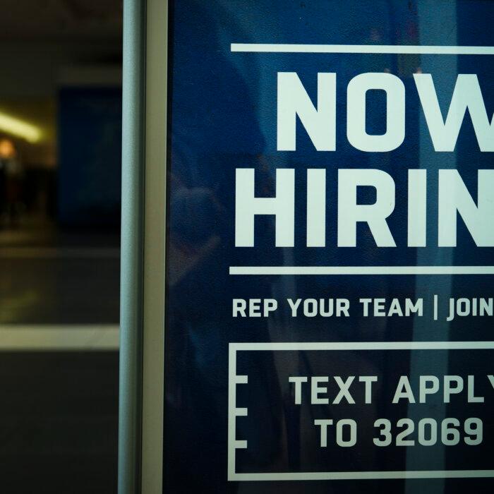 US Labor Market Cooling Off After Smaller-Than-Expected 175,000 New Jobs