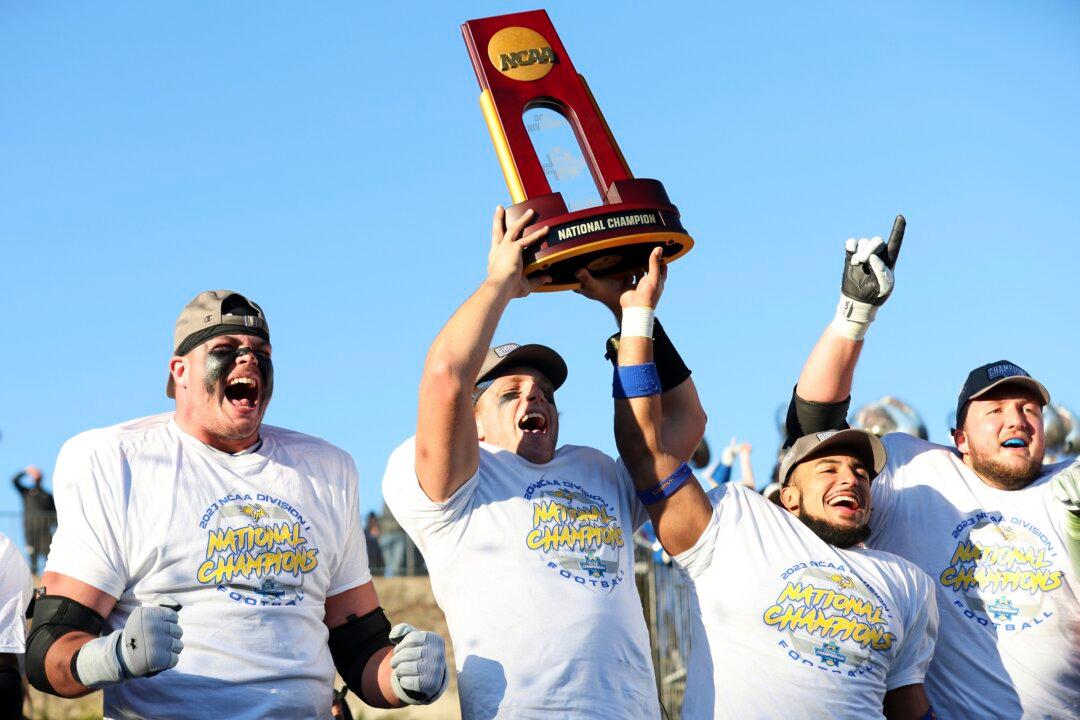 South Dakota State Repeats as FCS Champs With 29th Consecutive Win, 23–3 Over Montana
