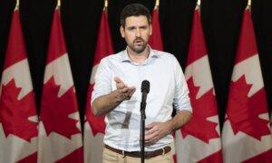 Ottawa to Offer Universities, Colleges Low-Cost Loans to Build New Student Housing