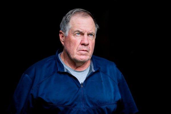 Bill Belichick in “The Dynasty New England Patriots.’ (Apple TV+)