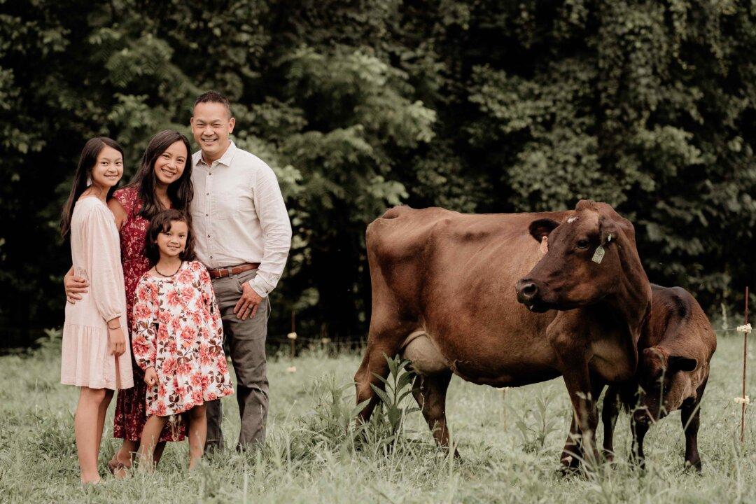 Former Tech Exec Trades Boardroom for the Homesteading Life, Healing Her Family in the Process
